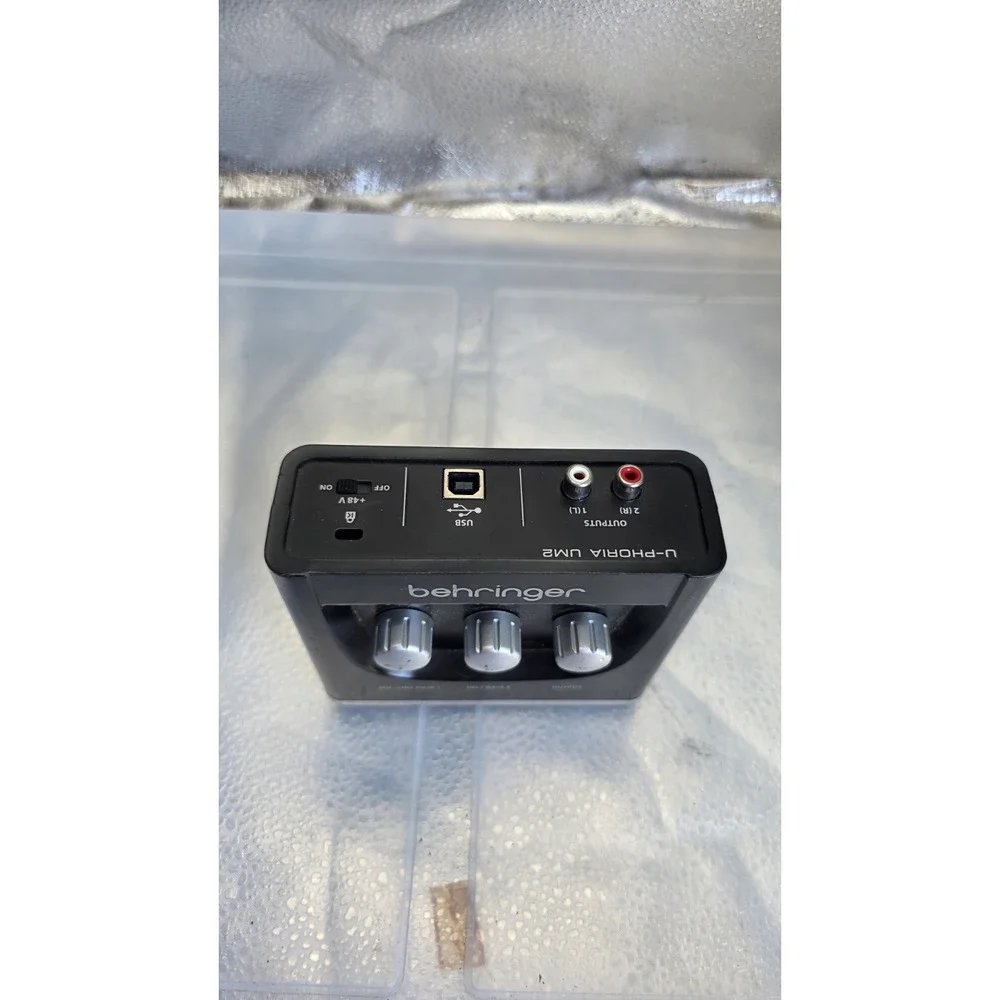 Behringer UM2 Audiophile 2x2 USB Audio Interface U-PHORIA